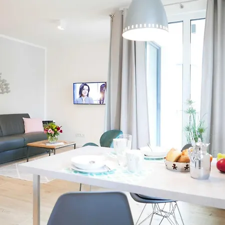 Ensemble 31 Stra 巴贝