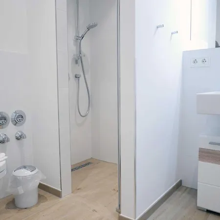 Ensemble 31 Stra Apartment